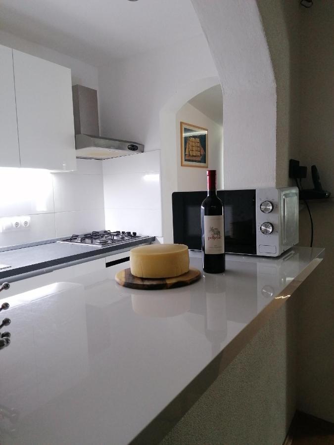Tea Apartman Povljana Kültér fotó